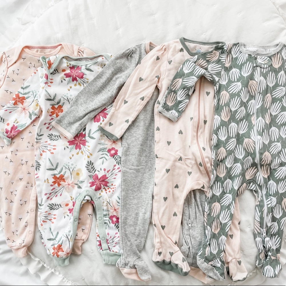 Cloud Island NWOT Baby Girl 6-9 month Sleepers, Footed Pajamas, bundle lot